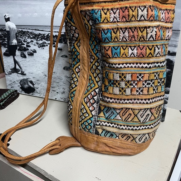 Vintage leather and tapestry drawstring bag - Picture 1 of 5